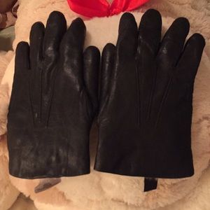 Wilson leather gloves